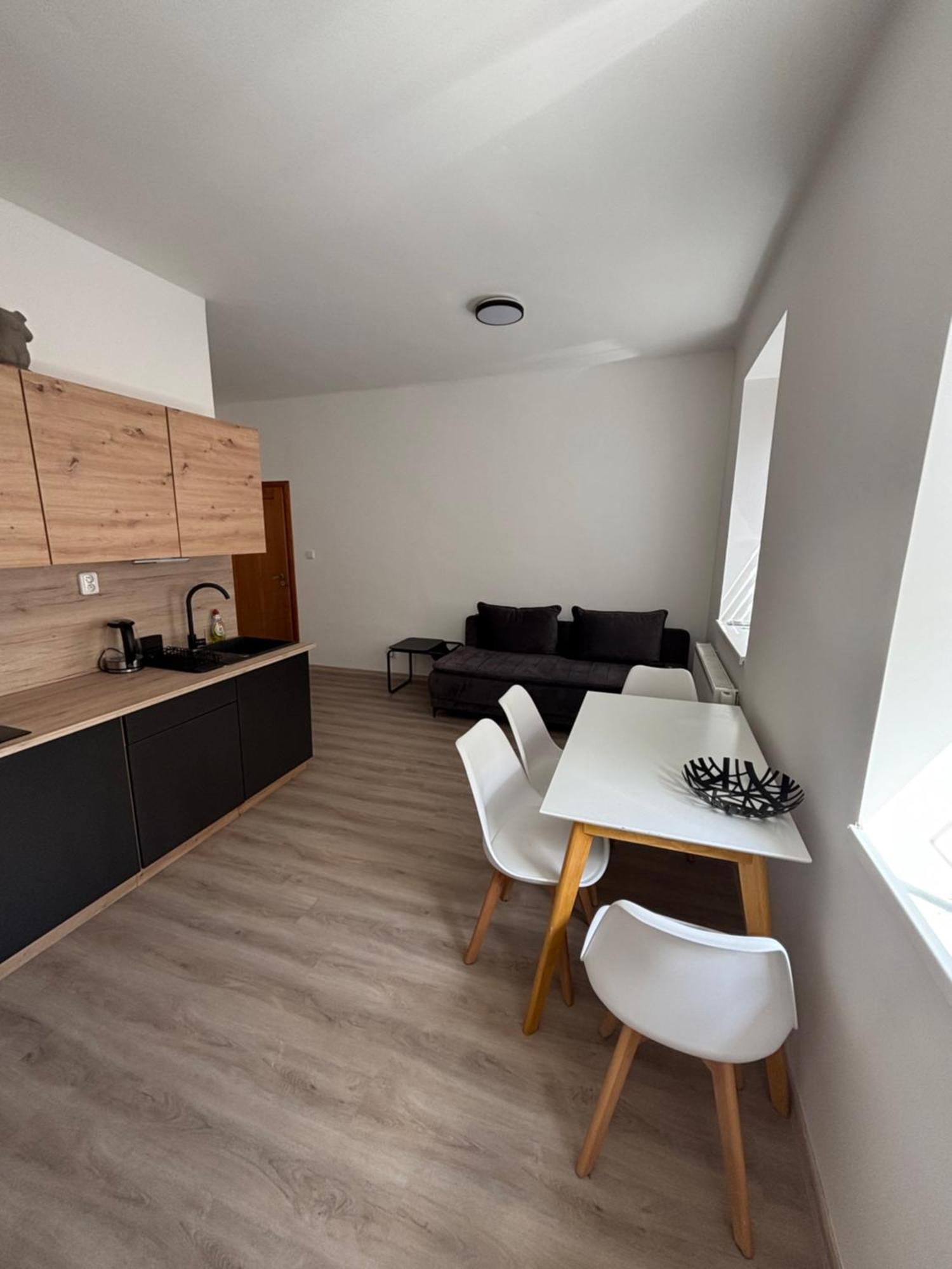 Apartman Orli Hnizdo 利贝雷茨 外观 照片